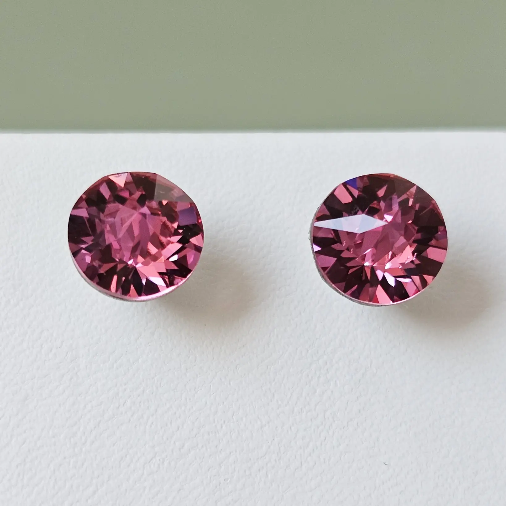 Naušnice Rose Spike Round Medium - Image 4