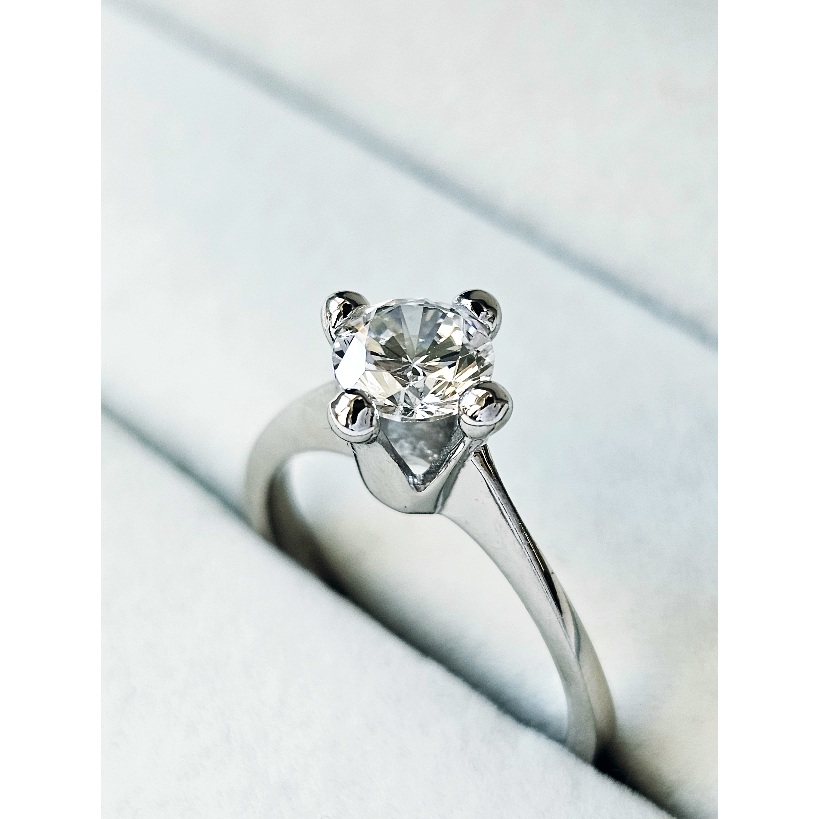 Prsten Timeless Round Cut 4PVV